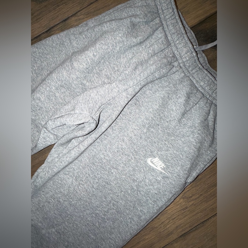 Nike Club Fleece Joggers Sweatpants sz Medium Mens - Picture 2 of 4